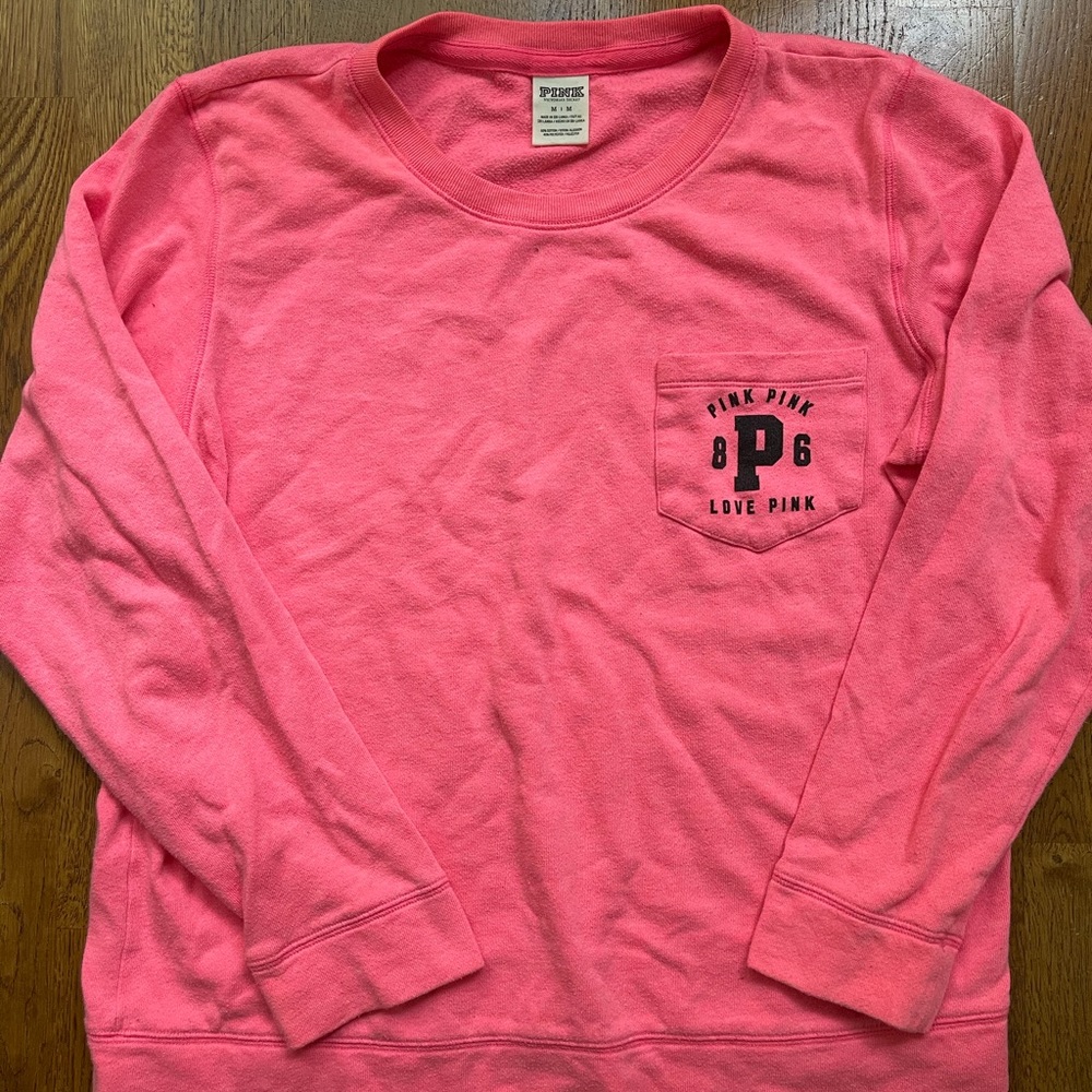 Victoria’s Secret Pink Crew neck size M